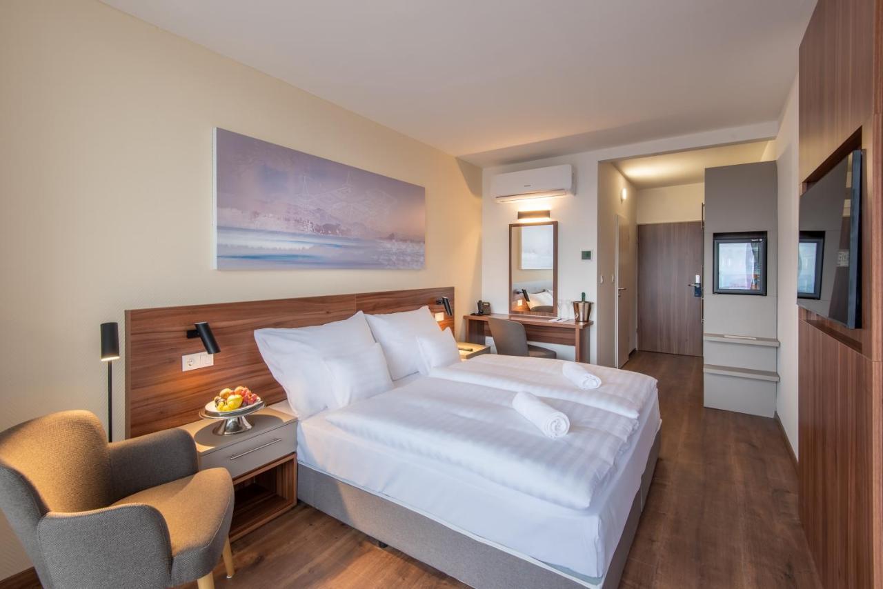 Hunguest Hotel Panorama Heviz Bagian luar foto